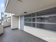 Tri level home with 2 beds, 2 bath next to Shops, Cafes,...