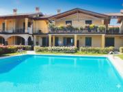 TRILOCALE AL PIANO TERRA IN SIGNORILE RESIDENCE A...