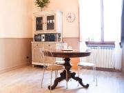 Trilocale arredato in affitto a Firenze