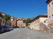 Trilocale arredato in affitto a Siena