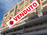 Trilocale con box a Bari