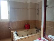 Trilocale con box a Firenze