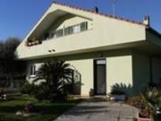 Trilocale con giardino in via bulasce 23, Loano