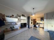 TRILOCALE CON INGRESSO INDIPENDENTE