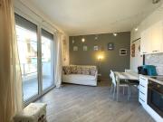 Trilocale con terrazzo a Borghetto Santo Spirito
