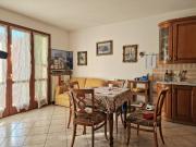 Trilocale con terrazzo a Massa