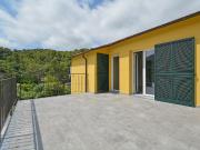 Trilocale con terrazzo in via faraldi 131, San...