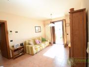 Trilocale con terrazzo in via vimercate, Ornago