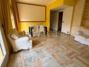 Trilocale in affitto a Genova, Quarto