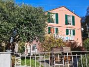 Trilocale in affitto a Genova via ai Piani di Fregoso,...