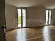 Trilocale in affitto a Milano, Solari