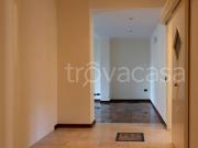 Trilocale in affitto a Milano via Lorenzo Perosi, 3,...