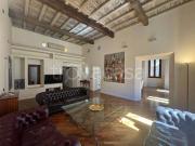 Trilocale in affitto a Roma via dell'Umiltà, Trevi