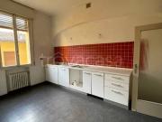 Trilocale in vendita a Bologna via Nazario Sauro, 23,...