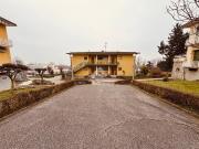 Trilocale in vendita a Casatenovo via Elisa Vismara, 56