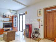 Trilocale in vendita a Cassano Magnago via Andrea...