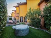 Trilocale in vendita a Cento via Prato Fiorito, 58