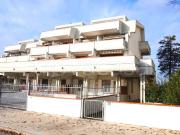 Trilocale in vendita a Comacchio viale Canada, 26, Lido...