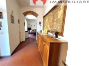 Trilocale in vendita a Firenze via di scandicci 280,...