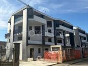 Trilocale in vendita a Gallarate via Carlo Cattaneo, Sciarè