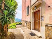 Trilocale in vendita a Mandela via San Cosimato, 19