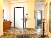 Trilocale in vendita a Massa viale Stazione, 134, Centro...