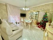 Trilocale in vendita a Milano via Bartolomeo Cabella, 5,...