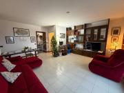 Trilocale in vendita a Milano via Cascina Bianca, 28,...