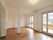 Trilocale in vendita a Milano via Giasone del Maino, 31,...