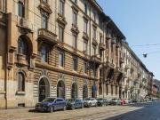 Trilocale in vendita a Milano via Luigi Settembrini, 26,...