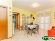 Trilocale in vendita a Milano via Novara 70, San Siro