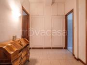 Trilocale in vendita a Milano via Pietro Cavalcabò, 10,... Trilocale in vendita a Milano via Pietro Cavalcabò, 10,...