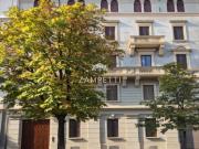 Trilocale in vendita a Milano via Ruggiero Settimo, 4,...