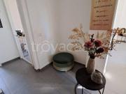 Trilocale in vendita a Milano via Val Trompia, Roserio