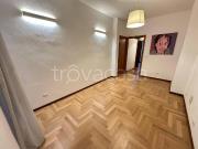 Trilocale in vendita a Milano viale Monza, 10, Pasteur