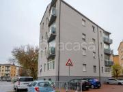 Trilocale in vendita a Modena via Bertoni, 43, Sacca...