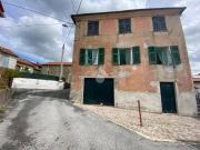 Trilocale in vendita a Montoggio