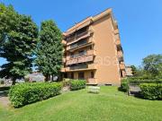 Trilocale in vendita a Monza via Eugenio Baioni, 10, Cederna