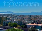 Trilocale in vendita a Napoli, Rione Alto