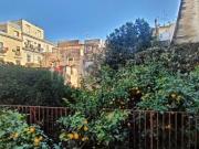 Trilocale in vendita a Napoli via Antonio Villari, 29,...