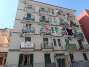 Trilocale in vendita a Napoli via Cicerone, Bagnoli
