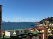 Trilocale in vendita a Napoli via Eurialo, 110, Bagnoli