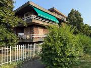 Trilocale in vendita a Parma via Emilia Ovest, 12,...