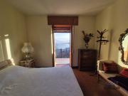 Trilocale in vendita a Peglio strada del Castello, 33