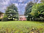 Trilocale in vendita a Peschiera del Garda via Bassanella