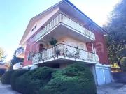 Trilocale in vendita a Pino Torinese via Adamello