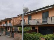 Trilocale in vendita a Ravenna via Romea Vecchia, 11A,...