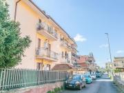 Trilocale in vendita a Roma, Castelverde