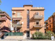 Trilocale in vendita a Roma, San Basilio