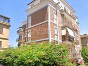 Trilocale in vendita a Roma via Alberese, Trullo Colle...